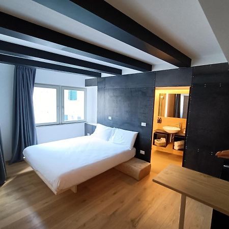 Le Meridiane City Rooms In Trento Bagian luar foto
