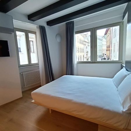 Le Meridiane City Rooms In Trento Bagian luar foto