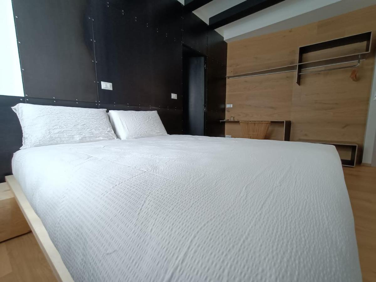 Le Meridiane City Rooms In Trento Bagian luar foto
