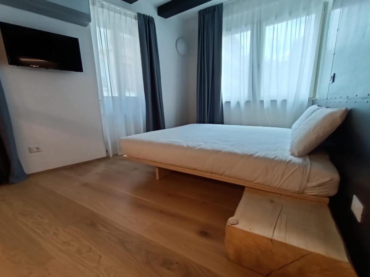 Le Meridiane City Rooms In Trento Bagian luar foto