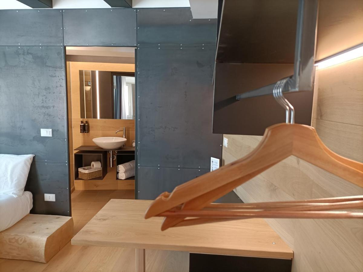 Le Meridiane City Rooms In Trento Bagian luar foto