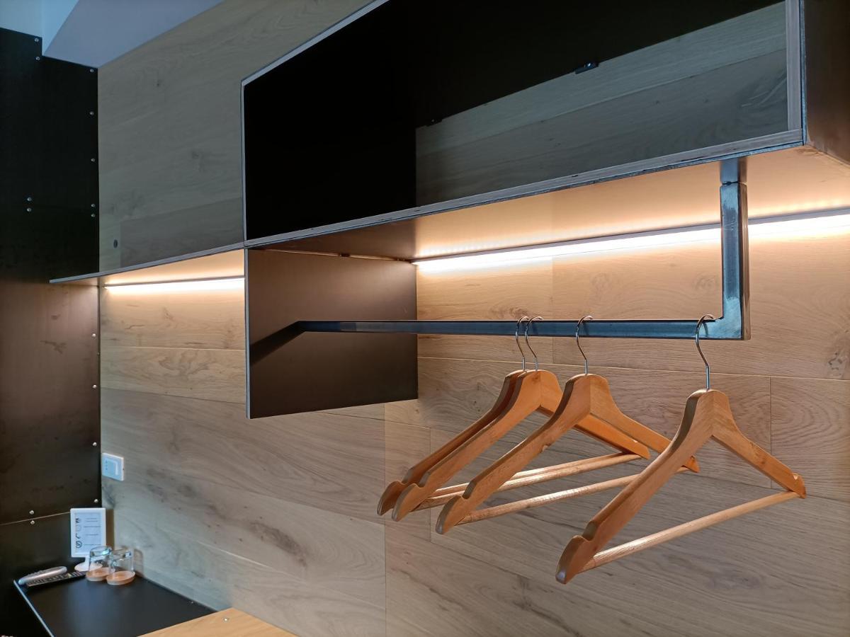 Le Meridiane City Rooms In Trento Bagian luar foto