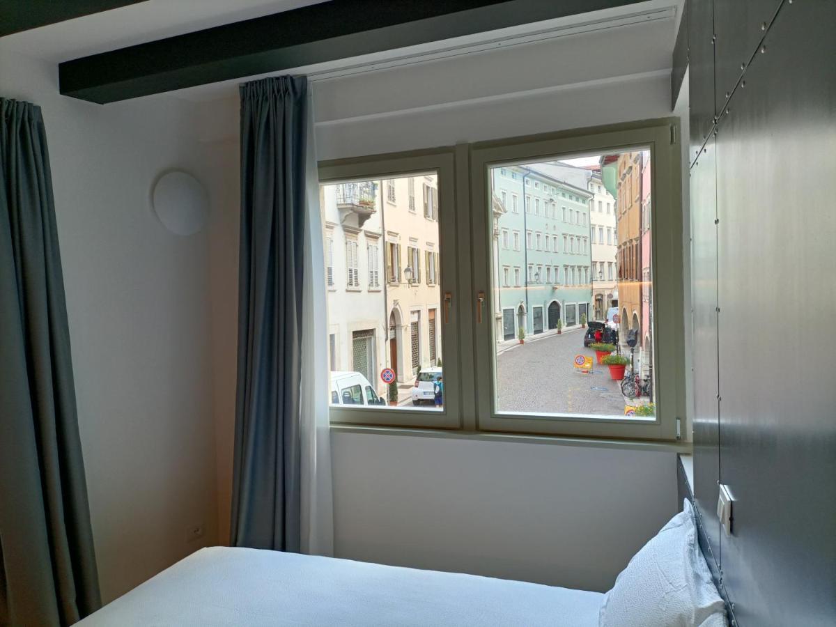 Le Meridiane City Rooms In Trento Bagian luar foto