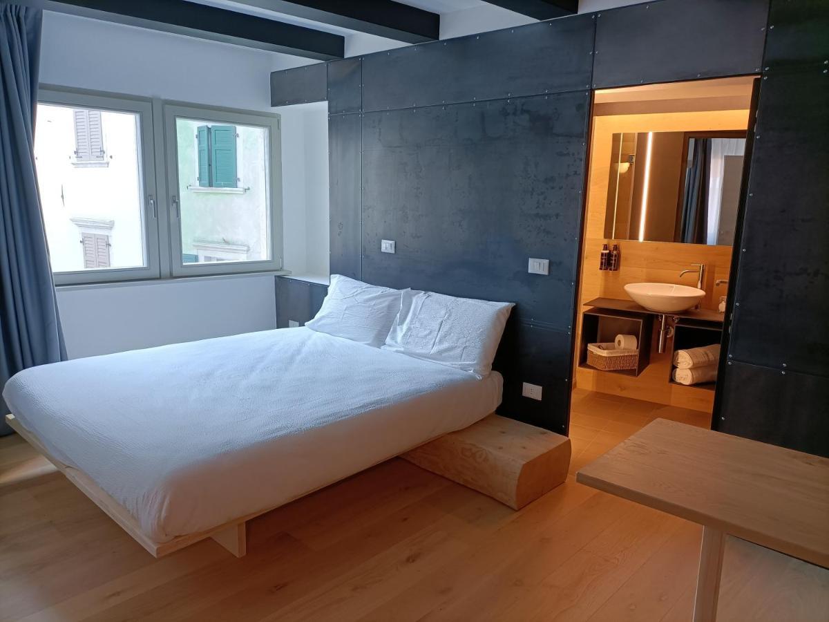 Le Meridiane City Rooms In Trento Bagian luar foto