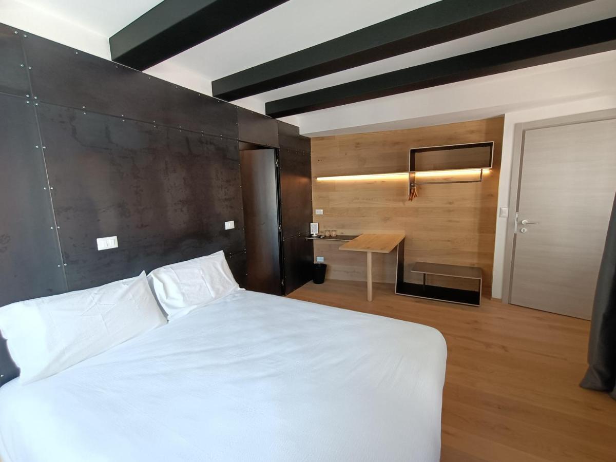 Le Meridiane City Rooms In Trento Bagian luar foto