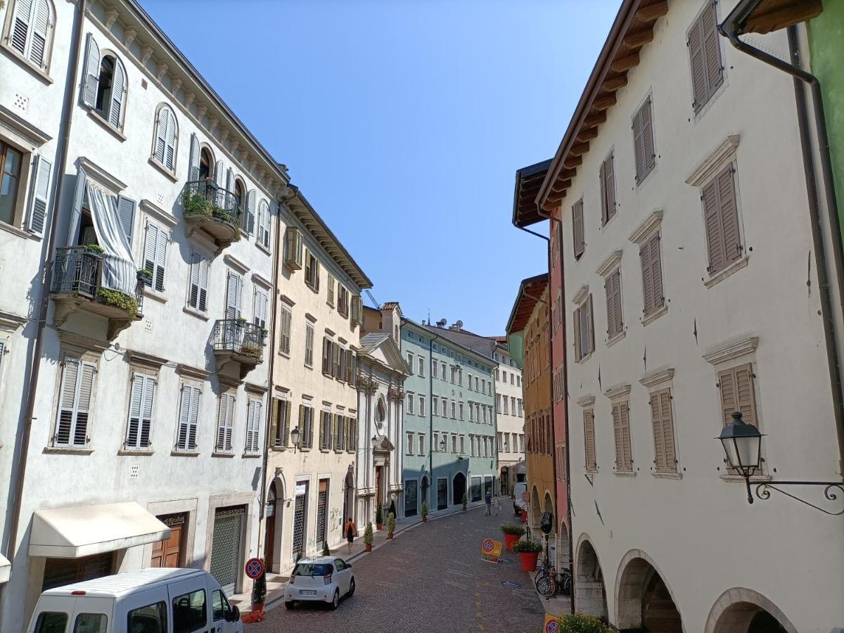 Le Meridiane City Rooms In Trento Bagian luar foto