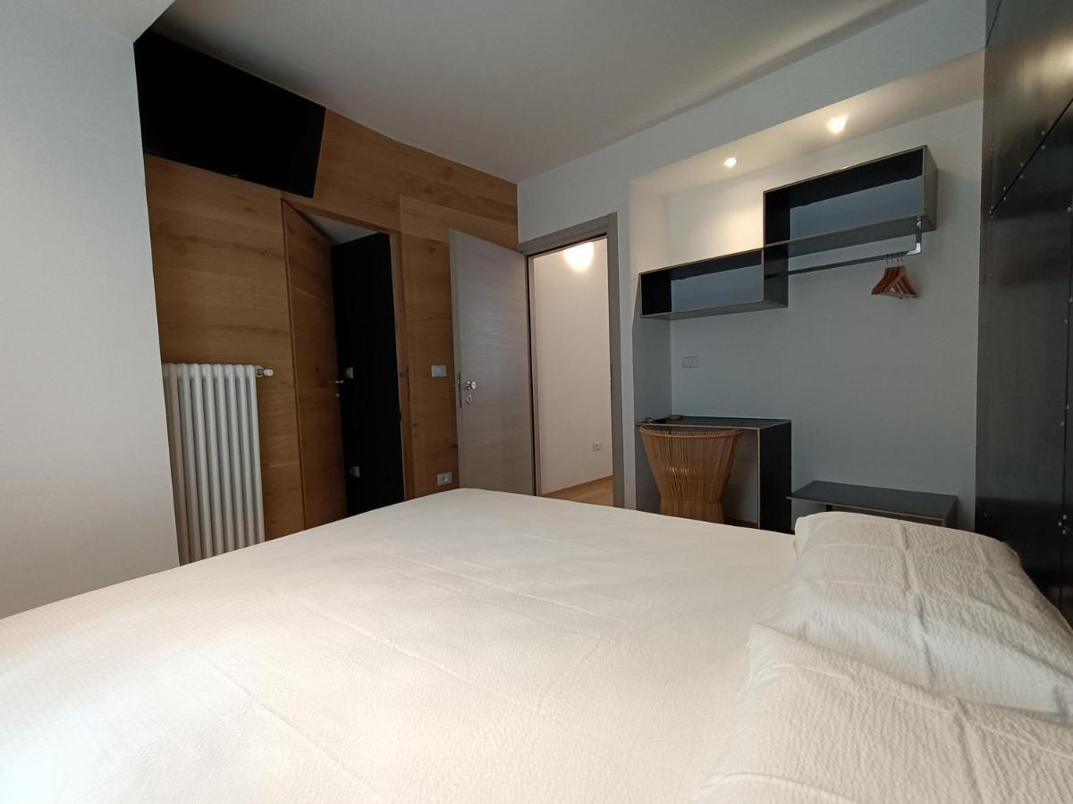 Le Meridiane City Rooms In Trento Bagian luar foto